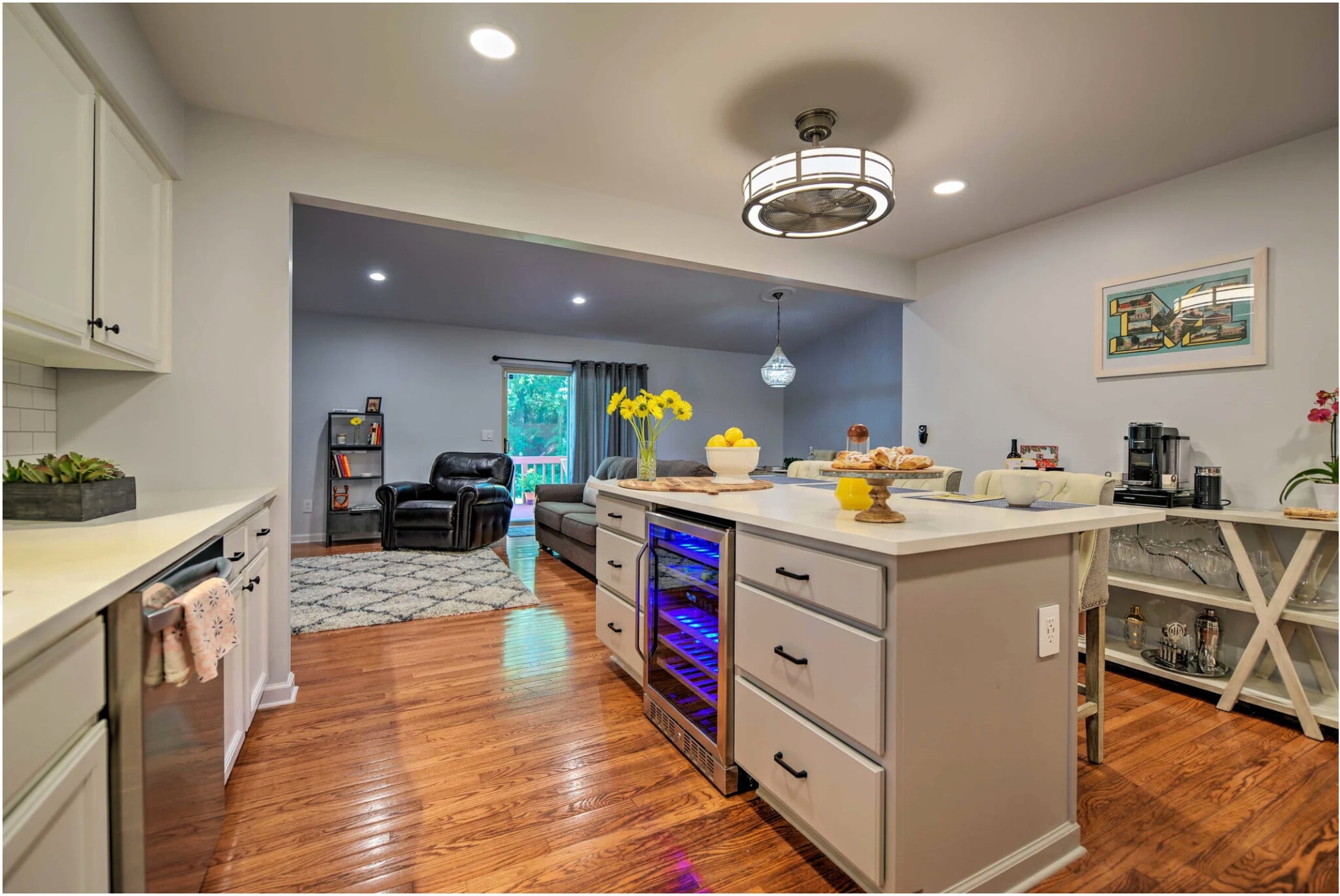 Building Photo - 1385 Northbrook Dr