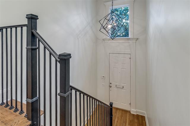 Building Photo - 3179 Armstrong Ave