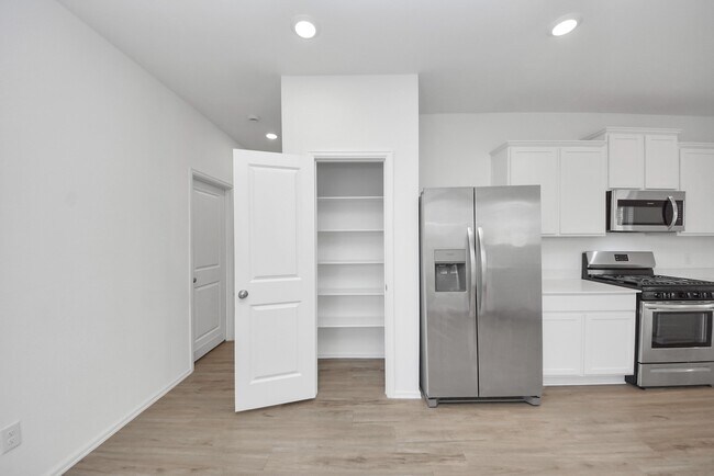 Building Photo - 20941 Cropani Shadow Dr