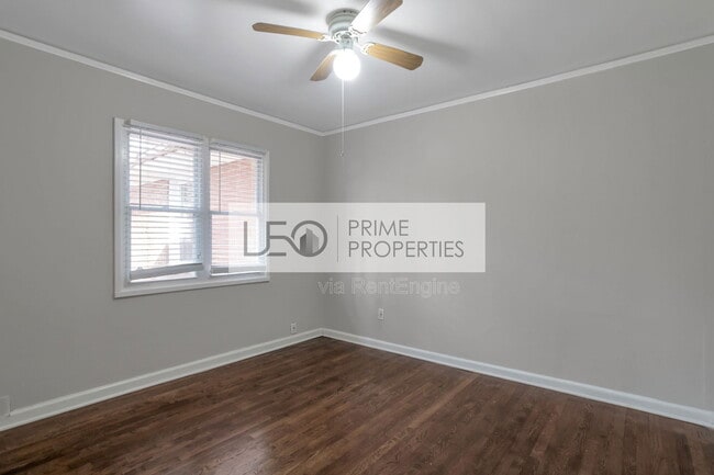 Building Photo - 751 Yale Pl SW