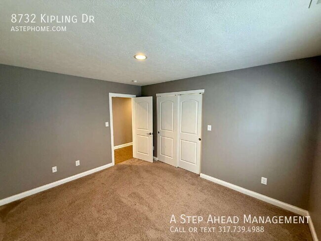 Building Photo - 8732 Kipling Dr