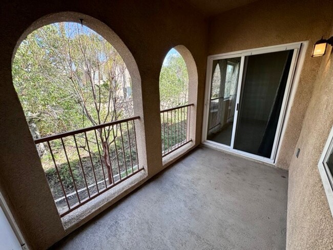 Building Photo - 1 bedroom Murrieta condo for LEASE with a ...