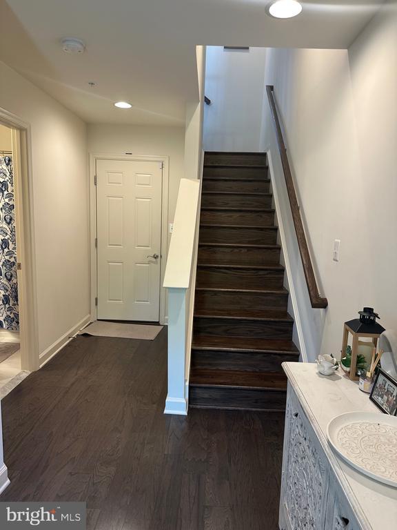 Building Photo - 7302 Wood Trail Dr