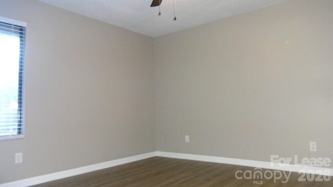 Building Photo - 122 Mallard Head Pl