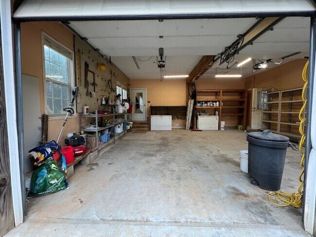 Building Photo - 6968 Moontown Dr E
