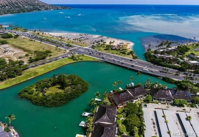 Building Photo - 207 Kawaihae St