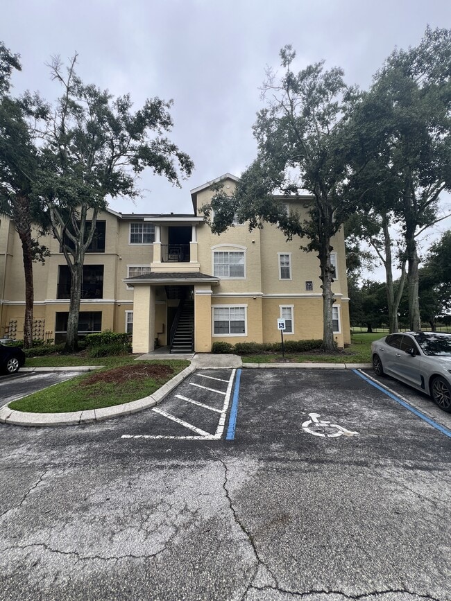 Building Photo - 2572 Robert Trent Jones Dr