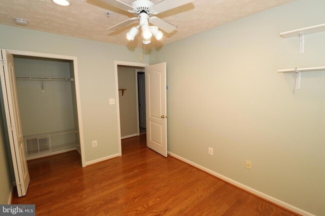 Building Photo - 3312 Hibiscus Ct