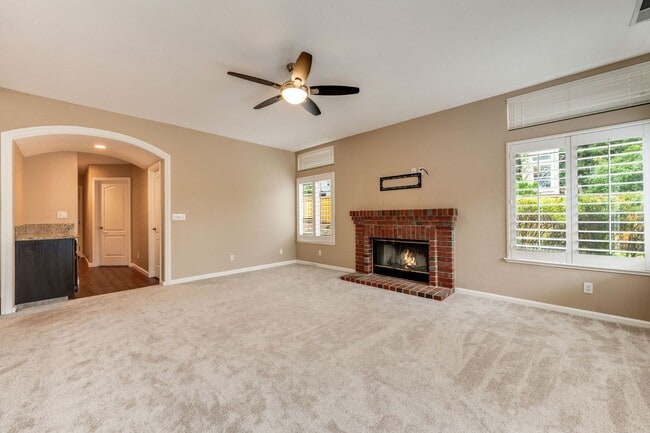 Building Photo - Stunning Folsom Split-Level Home with Pool & 3-Car Garage in Quiet Cul-De-Sac