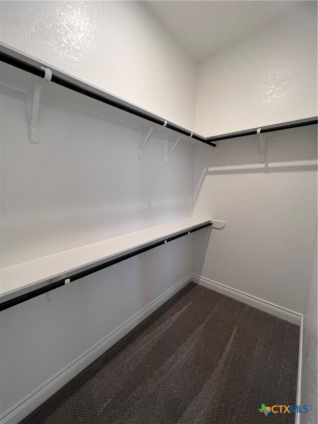 Building Photo - 535 Orchard Way