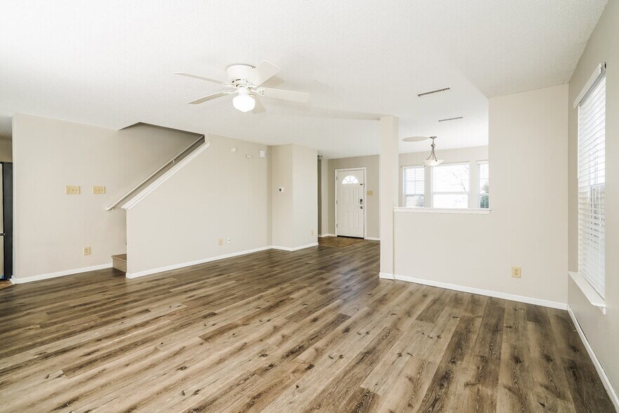 Building Photo - 10841 Zimmerman Ln