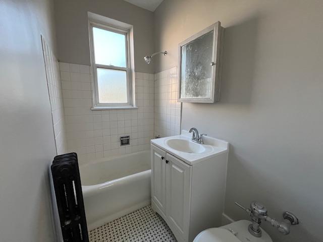 Building Photo - 1 bedroom in Chicago IL 60626