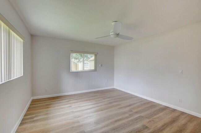 Building Photo - 6347 Country Wood Way