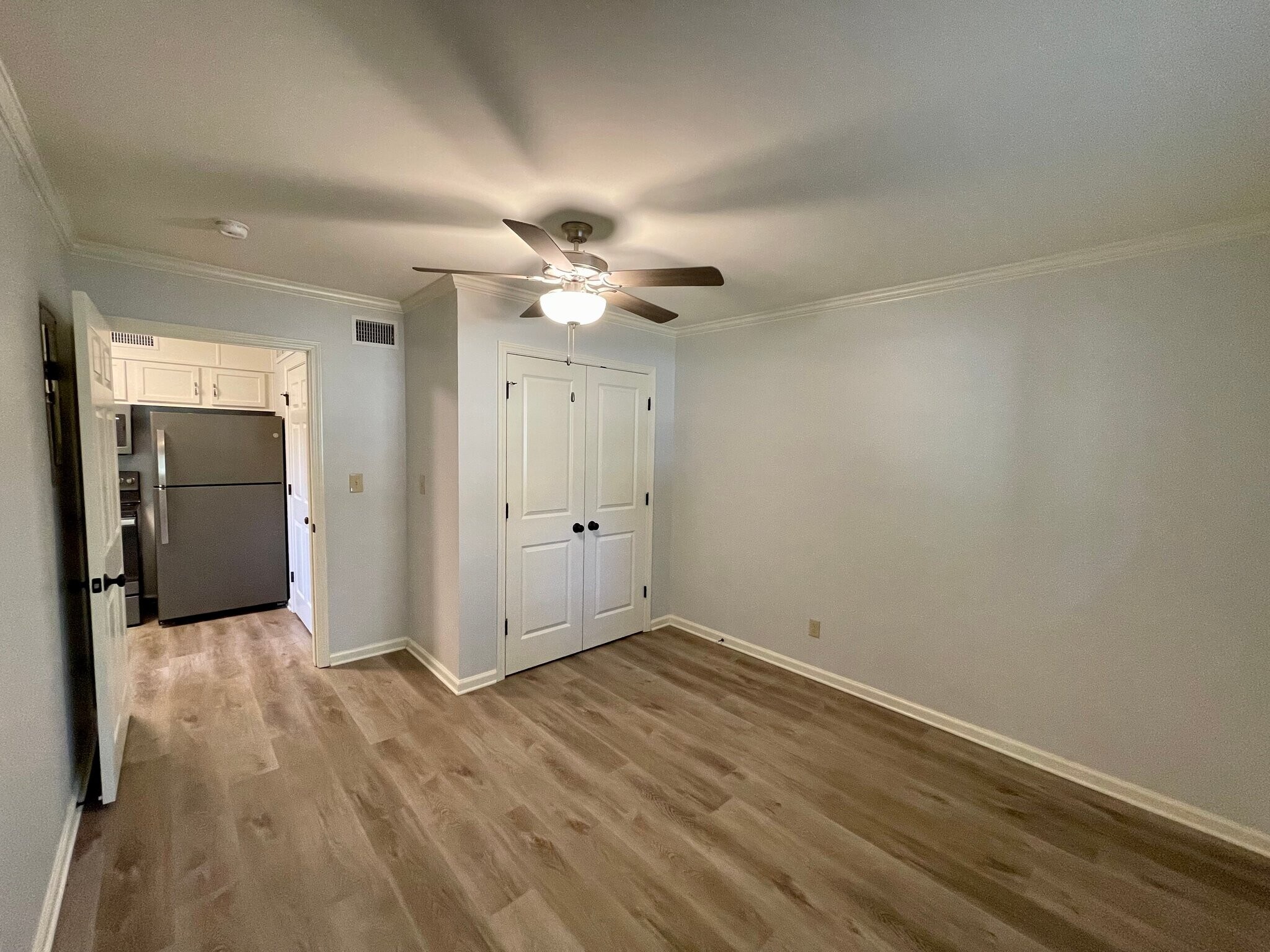 Building Photo - 2200 S Louisiana St