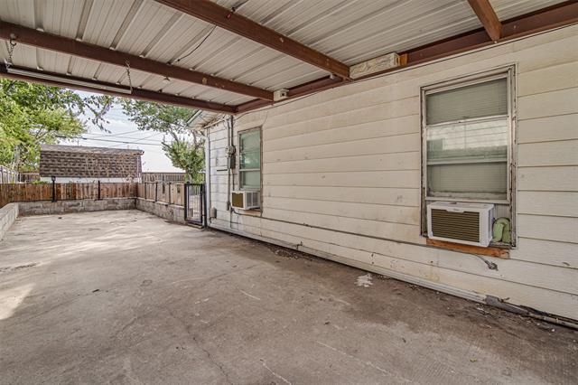 Building Photo - 4024 Zwolle St