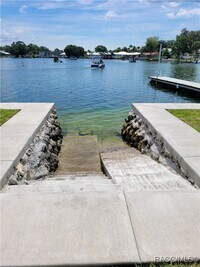 Building Photo - 41 Beach Ln