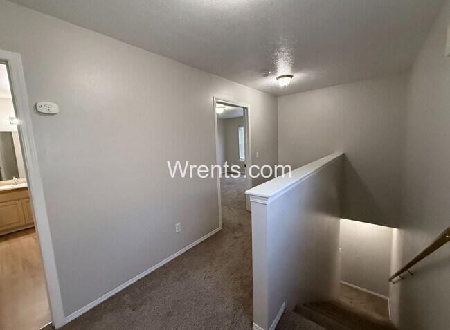 Building Photo - 1008-1010 E. Ermina