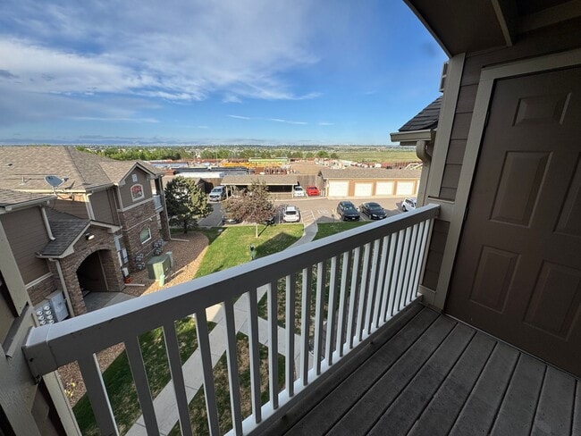 Building Photo - Maintenance Free Englewood Condo