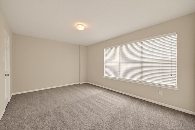 Building Photo - 13915 Maleewan Ln