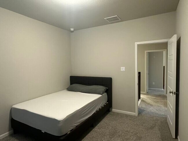 Building Photo - 8409 Soaring Sky Ln