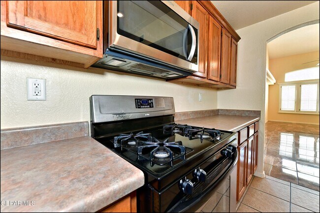 Building Photo - 14157 Robert Ituarte Dr