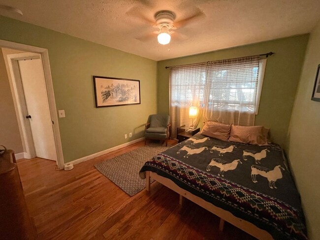 Building Photo - Lovely Home in St Johns with Fenced Yard, ...