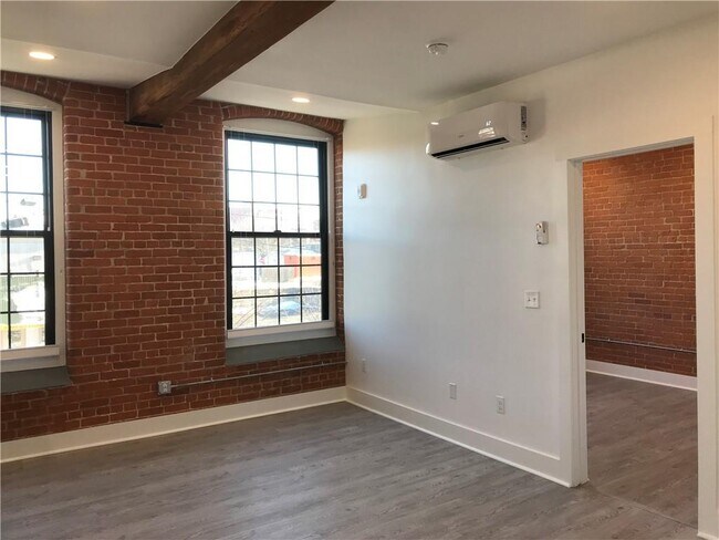 Building Photo - 50 Ashburton St