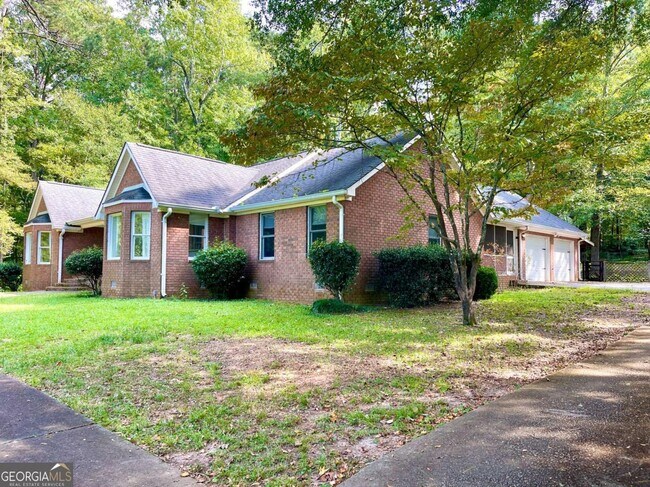 Primary Photo - 160 Farm Ln