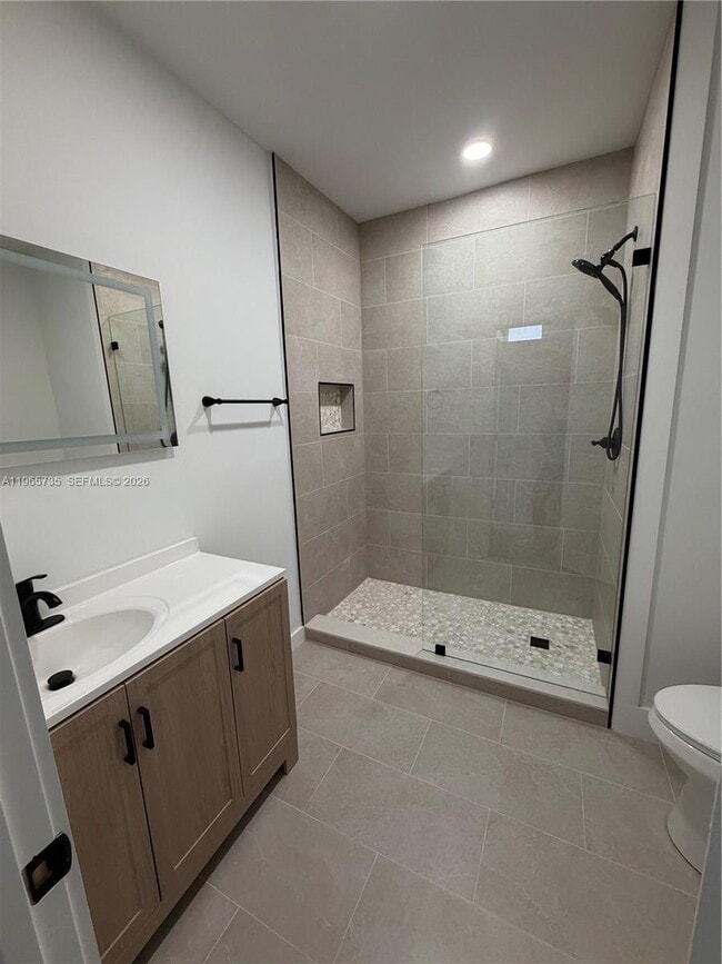 Building Photo - 9175 Fontainebleau Blvd