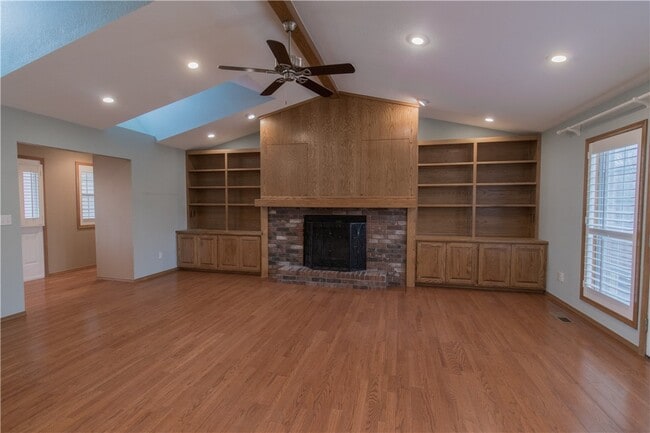 Building Photo - 903 Red Fox Cir