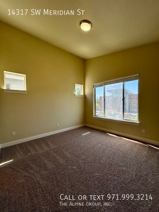 Building Photo - 14317 SW Meridian St