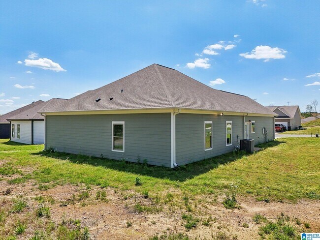 Building Photo - 439 Troubadour Ln