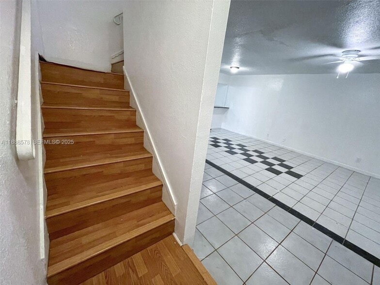 Building Photo - 5970 NW 28th St