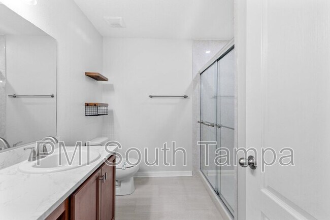 Building Photo - 10602 Massimo Dr