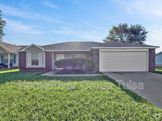 Building Photo - 8917 N 148th E Ave