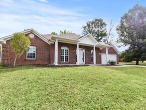 Building Photo - Welcome home to this beautifully updated 4-bedroom, 3-bath home located in the desirable Harvest,...
