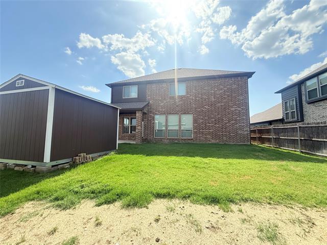 Building Photo - 10000 White Pine Dr