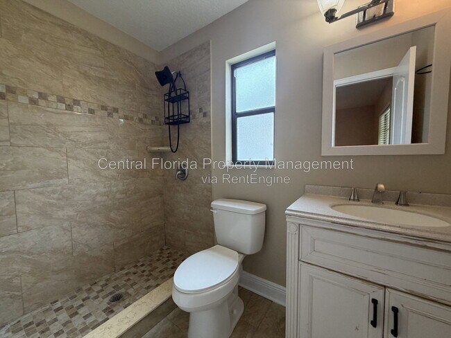 Building Photo - 2925 Amroth Pl