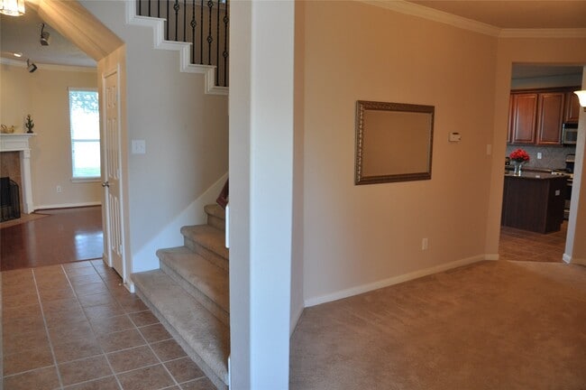 Building Photo - 2170 Brittany Colony Dr