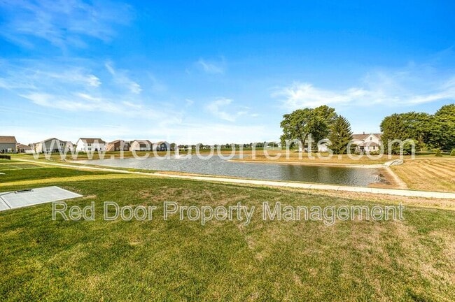 Building Photo - 2224 Boxwood Dr