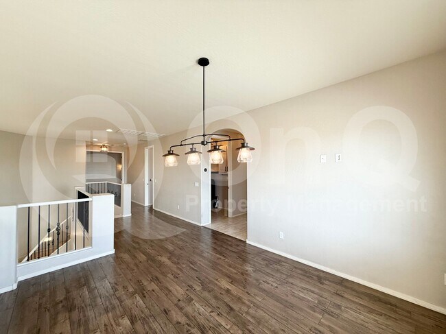 Building Photo - 12908 W Sierra Vista Dr
