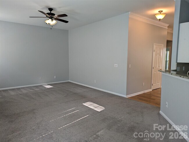 Building Photo - 125 Shephard Hill Dr