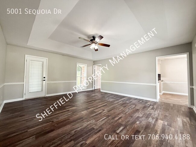 Building Photo - 5001 Sequoia Dr