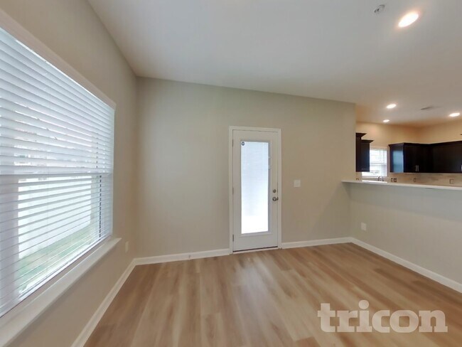 Building Photo - 415 Middleton Ln