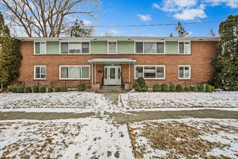 Building Photo - 1109 S Walnut St