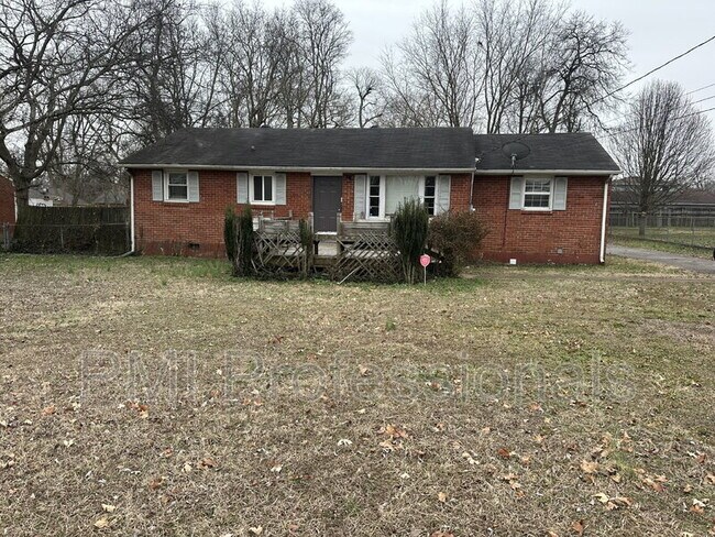 Primary Photo - 2102 Cypress Dr
