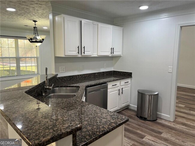 Building Photo - 1523 Hayden Mill Way