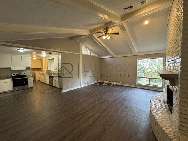 Building Photo - 336 Maywood Cir