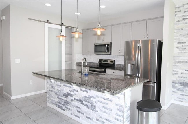 Building Photo - 270 Alford Dr