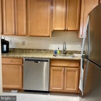 Building Photo - 5225 Pooks Hill Rd